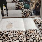 Set de prosoape 3 buc Leopard ( 1 buc 30/50 , 1 buc 50/90 , 1 buc 70/140 + 1 spray)
