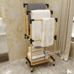 Suport Modular din Lemn pentru Prosoape – Design Elegant și Funcțional