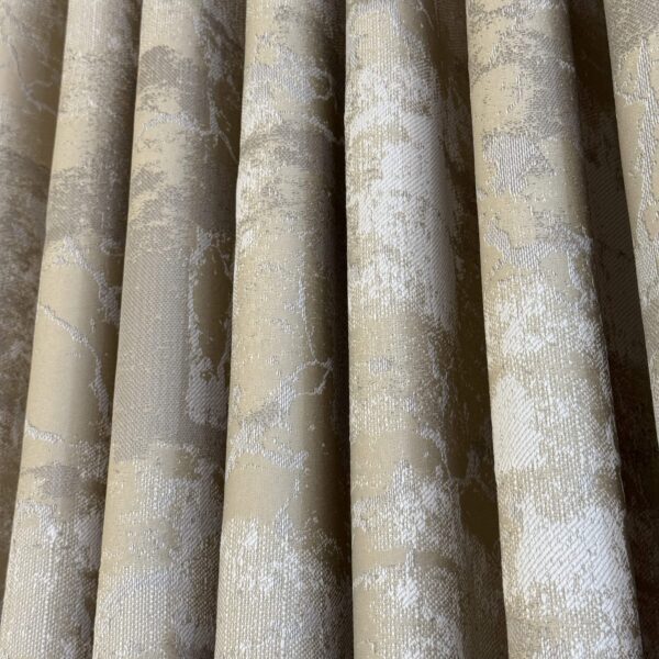 Draperie Elegantă Bella cu Textură Fină Bej Deschis