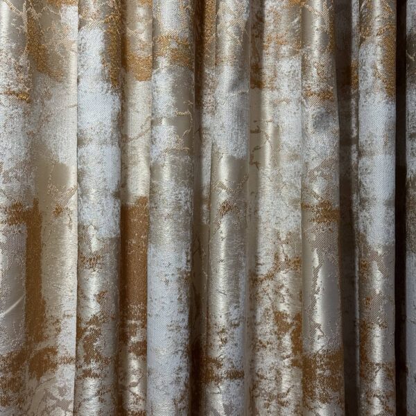 Draperie Elegantă Bella cu Textură Crem/Auriu