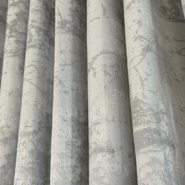 Draperie Elegantă Bella cu Textură Gri Deschis