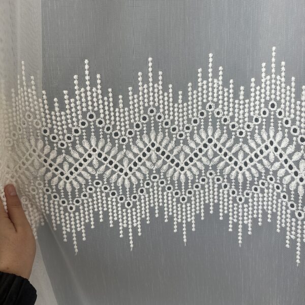 Perdea Brodata Model Elegant Crem