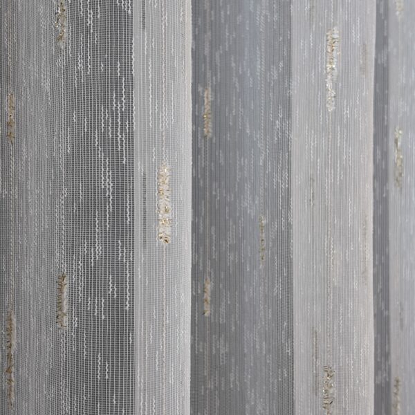 Perdea Omma din In Crem cu Striații Aurii