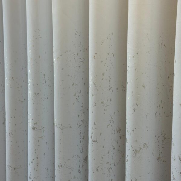 Perdea Mătase Sintetică Crem cu Inserții Aurii