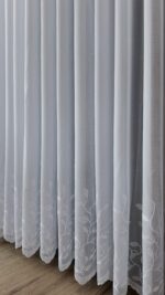 Perdea Cristal Albă cu Broderie Florală Jos 6838-55
