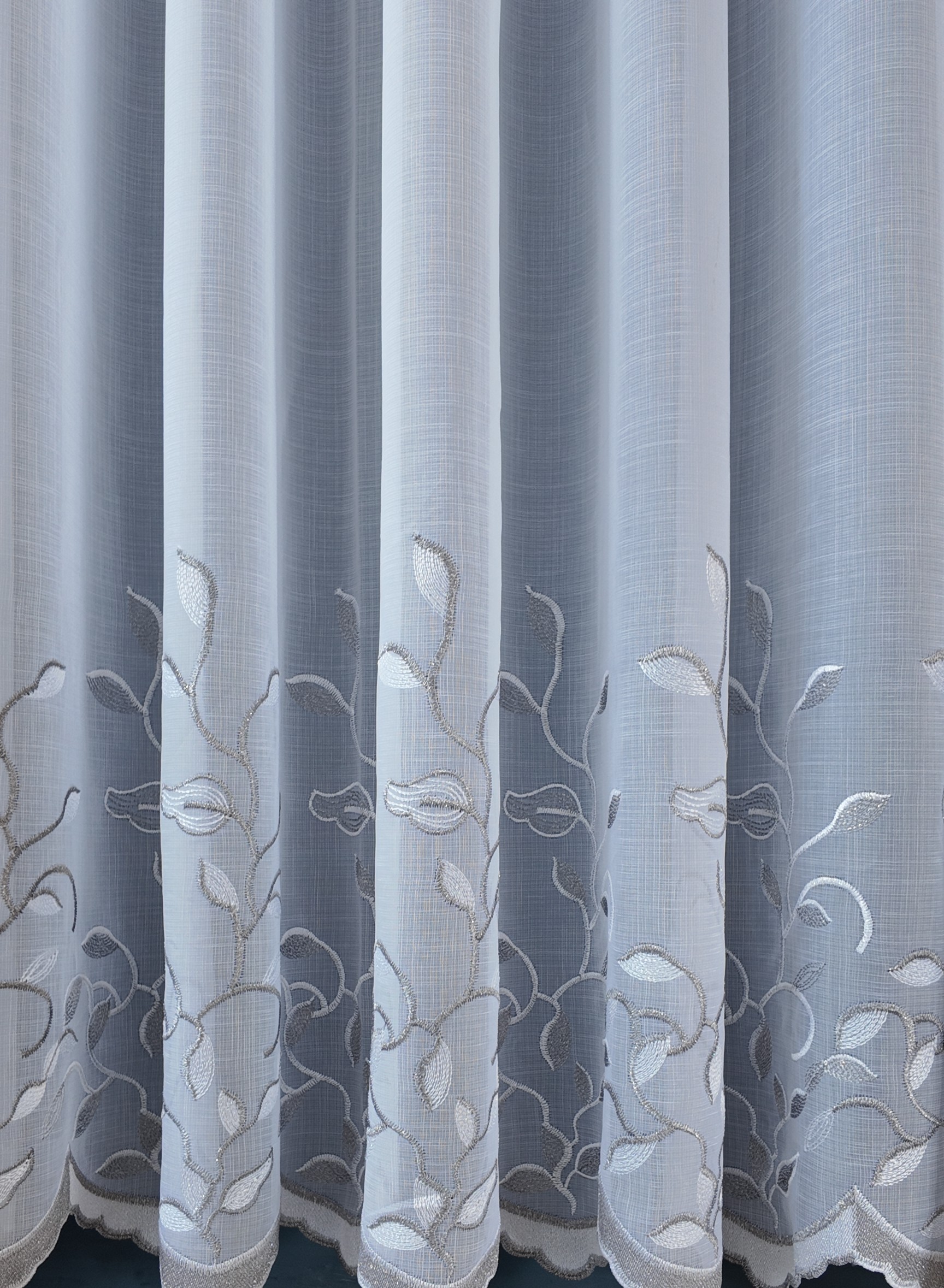 Perdea Cristal cu Broderie Florală Jos Alb/Gri 6838-55-11